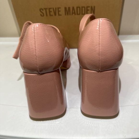 Shoes - Picture 3 of 5